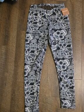 Day of the Dead Skull Print Leggings - Black & White